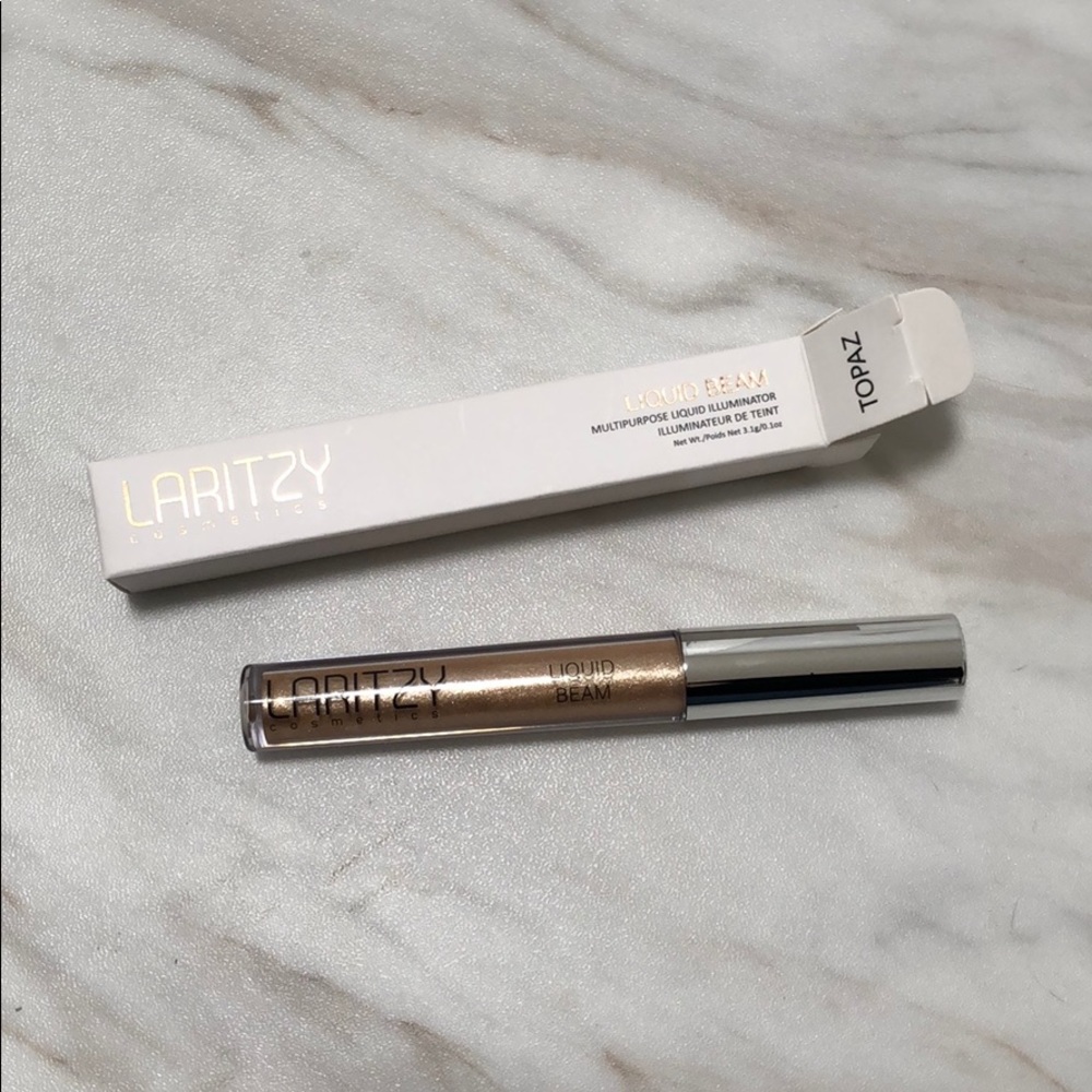 Laritzy Liquid Beam in Topaz